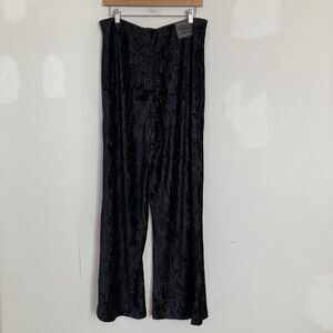 NEW Banana Republic Wide Leg Crinkle Velvet Pants LARGE Black Minimalist Sleek